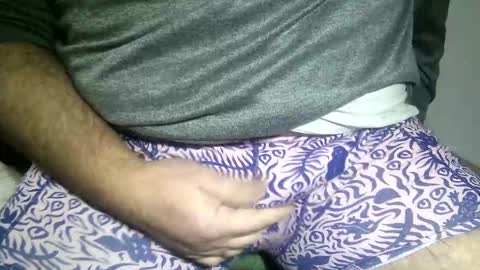 Snapshot of gallimanxxleu chatting on December 3, 2025, 10:24 am Stutzen online show from December 3, 2025, 10:24 am