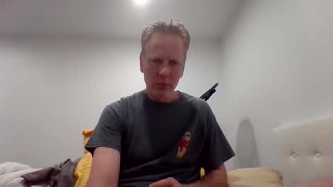 gamerboy200 online show from April 1, 2026, 2:23 am