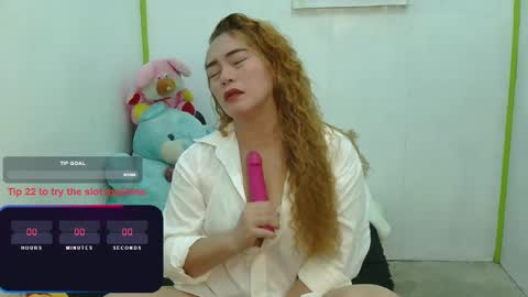 Snapshot of gamerstar9 chatting on December 2, 2024, 6:43 pm Jena online show from December 2, 2024, 6:43 pm