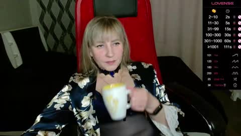 Janette online show from November 21, 2025, 7:45 pm