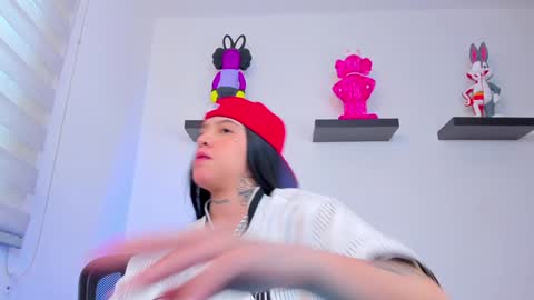 Snapshot of gangster_girl chatting on December 29, 2024, 1:17 pm GANG online show from December 29, 2024, 1:17 pm