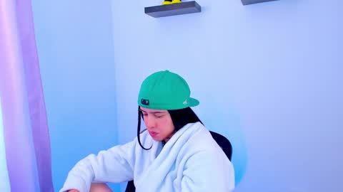 Snapshot of gangster_girl chatting on January 10, 2025, 5:13 pm GANG online show from January 10, 2025, 5:13 pm