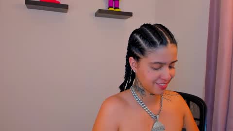 Snapshot of gangster_girl chatting on January 17, 2025, 1:15 am GANG online show from January 17, 2025, 1:15 am