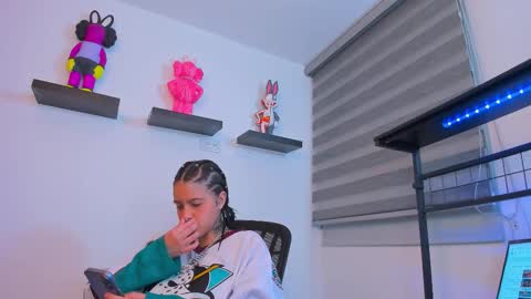 Snapshot of gangster_girl chatting on November 10, 2025, 5:39 am GANG online show from November 10, 2025, 5:39 am