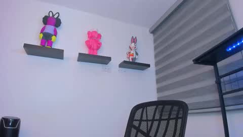 Snapshot of gangster_girl chatting on December 2, 2025, 5:13 am GANG online show from December 2, 2025, 5:13 am