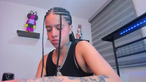 Snapshot of gangster_girl chatting on December 21, 2025, 4:52 am GANG online show from December 21, 2025, 4:52 am