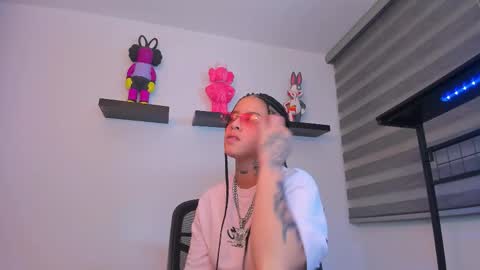 Snapshot of gangster_girl chatting on December 23, 2025, 4:10 am GANG online show from December 23, 2025, 4:10 am