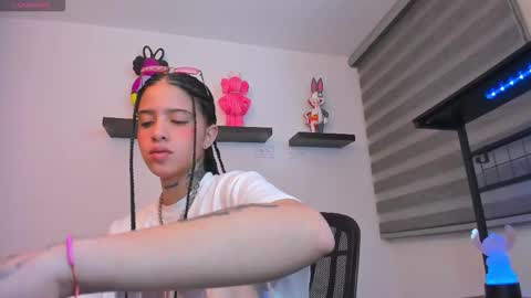 Snapshot of gangster_girl chatting on January 13, 2026, 3:12 am GANG online show from January 13, 2026, 3:12 am