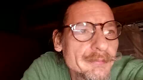 Snapshot of gapegasp chatting on November 3, 2025, 3:30 am gapegasp online show from November 3, 2025, 3:30 am