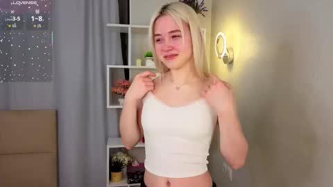 Violla online show from February 8, 2026, 4:32 pm