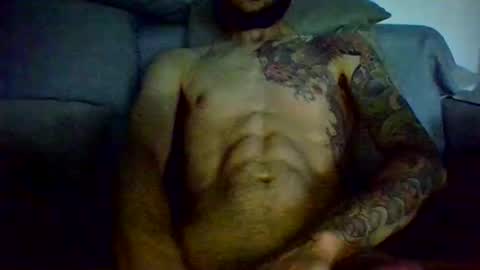 garyreal1990 online show from May 23, 2026, 4:50 am