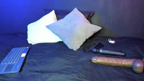 Snapshot of gasai_usagi_gh chatting on September 23, 2025, 7:28 pm  Usagi  online show from September 23, 2025, 7:28 pm