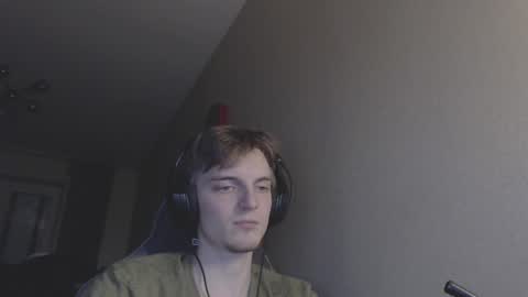 Snapshot of gasturfahe chatting on December 8, 2024, 10:03 pm gasturfahe online show from December 8, 2024, 10:03 pm