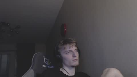 Snapshot of gasturfahe chatting on December 16, 2024, 8:58 pm gasturfahe online show from December 16, 2024, 8:58 pm