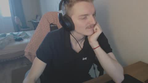 Snapshot of gasturfahe chatting on March 4, 2025, 9:40 am gasturfahe online show from March 4, 2025, 9:40 am