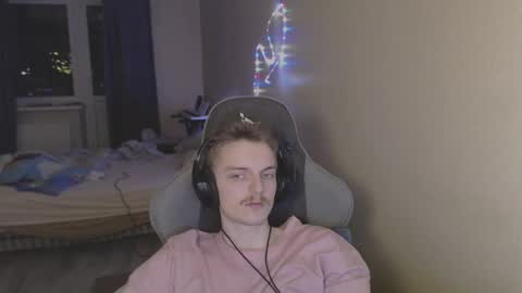 Snapshot of gasturfahe chatting on March 6, 2025, 8:16 pm gasturfahe online show from March 6, 2025, 8:16 pm