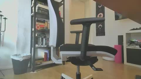 Snapshot of gaymer_play chatting on January 2, 2025, 10:26 am gaymer_play online show from January 2, 2025, 10:26 am