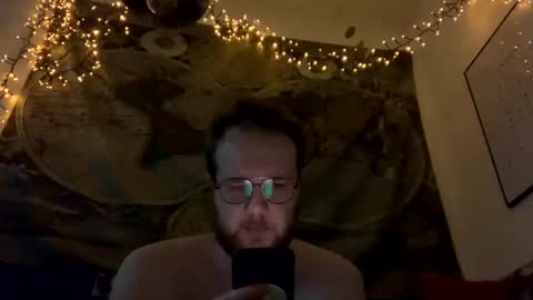 Snapshot of gaymer_play chatting on February 22, 2025, 9:01 am gaymer_play online show from February 22, 2025, 9:01 am