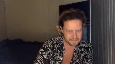 gcsurfer81 online show from January 17, 2025, 7:41 am