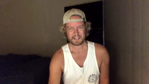 gcsurfer81 online show from February 17, 2025, 8:19 am