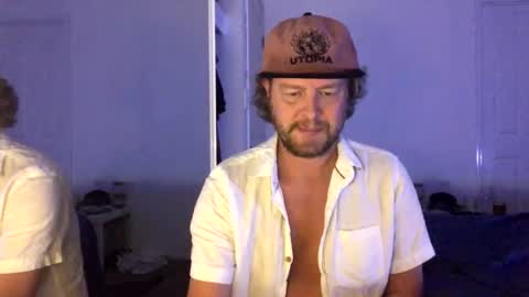 gcsurfer81 online show from April 17, 2026, 8:50 am