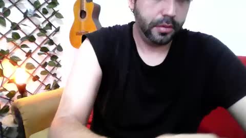 Snapshot of geeklatin88 chatting on October 19, 2025, 9:48 pm geeklatin88 online show from October 19, 2025, 9:48 pm