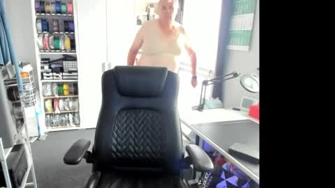 Snapshot of geiler_bock chatting on May 22, 2026, 7:59 am Geiler Bock online show from May 22, 2026, 7:59 am