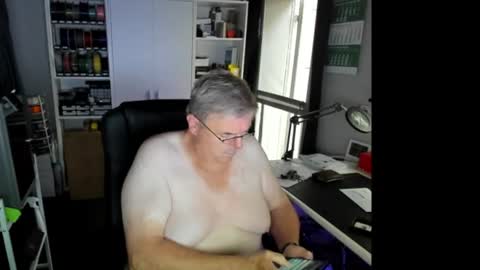 Snapshot of geiler_bock chatting on June 19, 2026, 3:44 am Geiler Bock online show from June 19, 2026, 3:44 am
