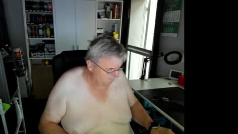 Snapshot of geiler_bock chatting on June 23, 2026, 3:37 am Geiler Bock online show from June 23, 2026, 3:37 am