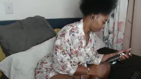 Snapshot of geishapaige chatting on September 17, 2025, 1:29 am The Empress online show from September 17, 2025, 1:29 am