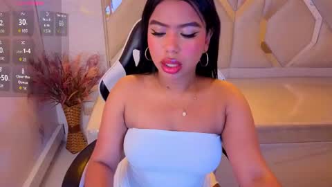 Snapshot of genesis_01_tp chatting on June 8, 2026, 7:58 pm Genesis online show from June 8, 2026, 7:58 pm