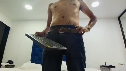 Snapshot of genessis__david_ chatting on September 19, 2025, 3:41 am Genessis and David online show from September 19, 2025, 3:41 am