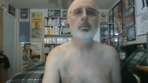 Snapshot of gentcallr chatting on February 11, 2025, 7:48 pm Steve online show from February 11, 2025, 7:48 pm