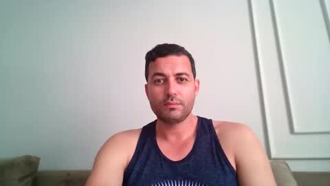 genteldevil online show from April 4, 2026, 1:41 pm