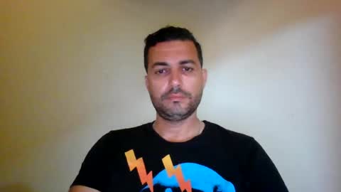 Snapshot of genteldevil chatting on June 21, 2026, 11:40 pm genteldevil online show from June 21, 2026, 11:40 pm