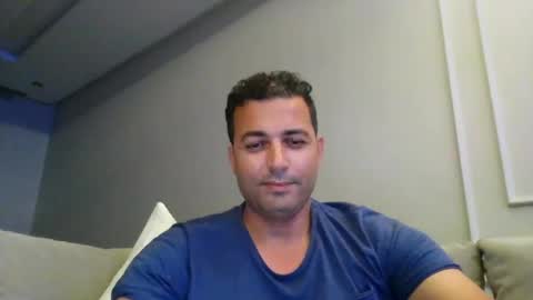 Snapshot of genteldevil chatting on June 25, 2026, 12:43 am genteldevil online show from June 25, 2026, 12:43 am