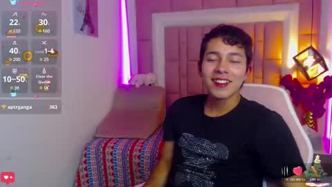 Snapshot of georgesmith_1 chatting on December 9, 2024, 7:17 am GEORGE online show from December 9, 2024, 7:17 am