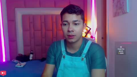 Snapshot of georgesmith_1 chatting on January 6, 2025, 11:31 pm GEORGE online show from January 6, 2025, 11:31 pm