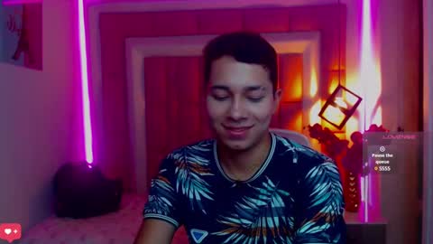 Snapshot of georgesmith_1 chatting on January 14, 2025, 4:04 am GEORGE online show from January 14, 2025, 4:04 am