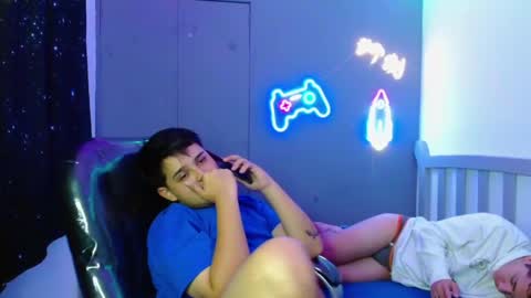 Snapshot of georgesmith_1 chatting on January 15, 2025, 8:16 pm GEORGE online show from January 15, 2025, 8:16 pm