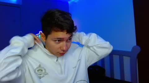 Snapshot of georgesmith_1 chatting on January 22, 2025, 2:04 am GEORGE online show from January 22, 2025, 2:04 am