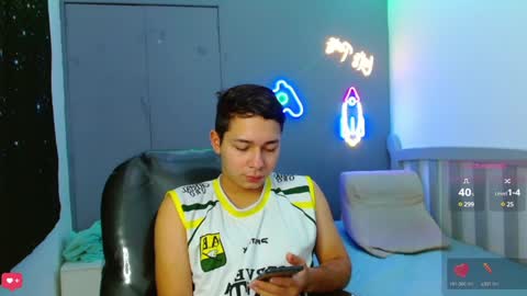 Snapshot of georgesmith_1 chatting on January 28, 2025, 10:45 am GEORGE online show from January 28, 2025, 10:45 am