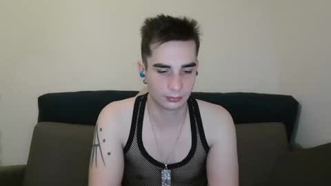 Snapshot of georgeyuno chatting on January 13, 2025, 4:51 pm George Yuno online show from January 13, 2025, 4:51 pm