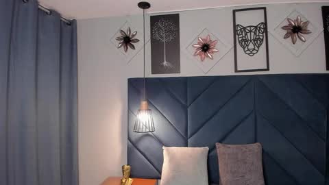 Snapshot of georgina_sensuelle chatting on March 12, 2026, 10:54 am Georgina online show from March 12, 2026, 10:54 am