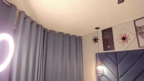 Snapshot of georgina_sensuelle chatting on March 28, 2026, 11:10 am Georgina online show from March 28, 2026, 11:10 am