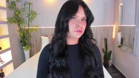 GeorginaReyes  online show from September 30, 2025, 10:59 pm