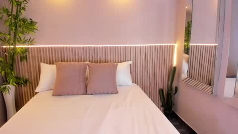 GeorginaReyes  online show from March 27, 2026, 10:53 pm