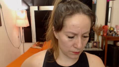 Snapshot of geral_bhri chatting on October 24, 2025, 10:39 pm geral bhri online show from October 24, 2025, 10:39 pm