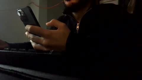 Snapshot of germanlatino02 chatting on November 15, 2025, 1:07 pm teo online show from November 15, 2025, 1:07 pm