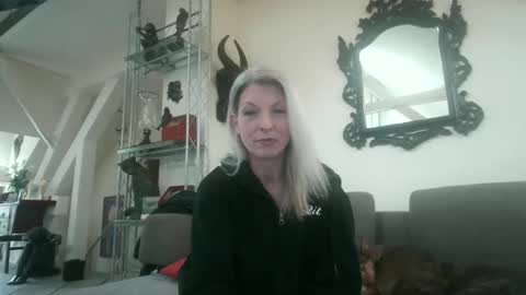 Snapshot of germansweety1 chatting on April 4, 2026, 1:08 pm germansweety online show from April 4, 2026, 1:08 pm